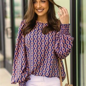Ring patterned long sleeve blouse